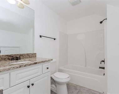 4234 Quail Creek Drive - Photo Thumbnail 5