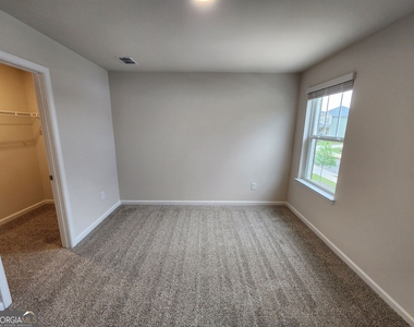 235 Valley Oak Drive - Photo Thumbnail 39
