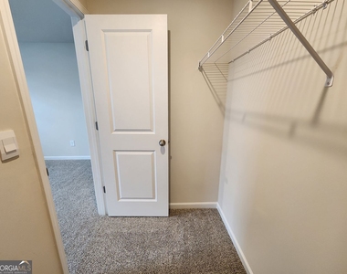 235 Valley Oak Drive - Photo Thumbnail 36