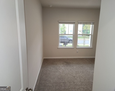 235 Valley Oak Drive - Photo Thumbnail 41