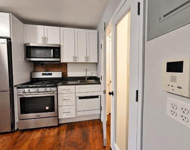 521 E 5TH ST - Photo Thumbnail 1
