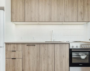 1141 Willoughby Avenue - Photo Thumbnail 1
