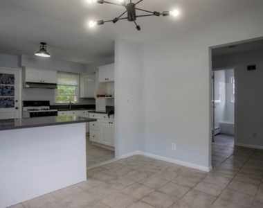 2506 Chilton Pl - Photo Thumbnail 2