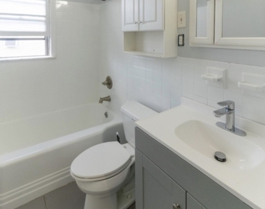 2506 Chilton Pl - Photo Thumbnail 8