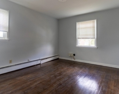 2506 Chilton Pl - Photo Thumbnail 3