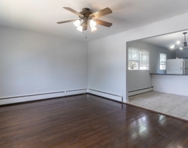 2506 Chilton Pl - Photo Thumbnail 10