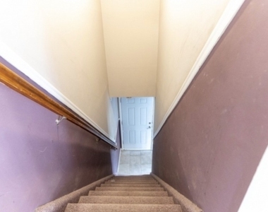 2506 Chilton Pl - Photo Thumbnail 11