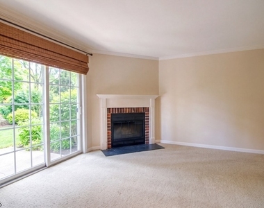 36 Countryside Dr - Photo Thumbnail 2