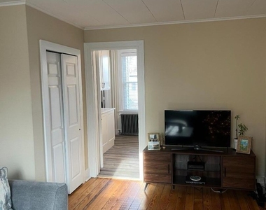 53 Budd St 1st Floor - Photo Thumbnail 8