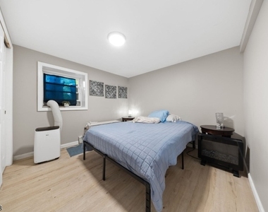 506 Green St - Photo Thumbnail 29