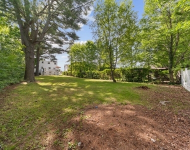 506 Green St - Photo Thumbnail 42