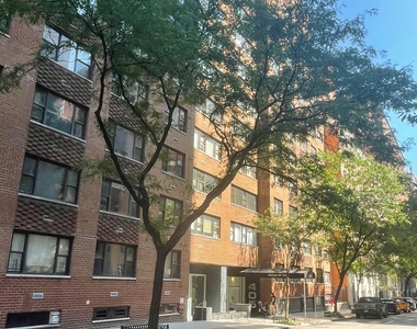 East 56th Street - Photo Thumbnail 12