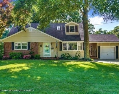 200 Highwood Road - Photo Thumbnail 1
