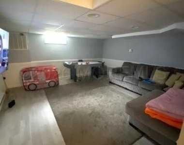 200 Highwood Road - Photo Thumbnail 12