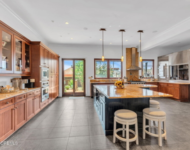 103 11th Avenue - Photo Thumbnail 24