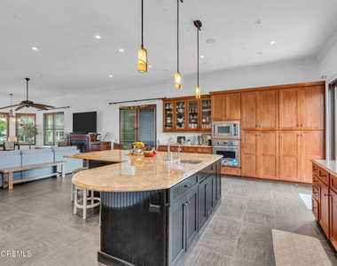 103 11th Avenue - Photo Thumbnail 18