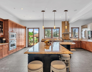 103 11th Avenue - Photo Thumbnail 23
