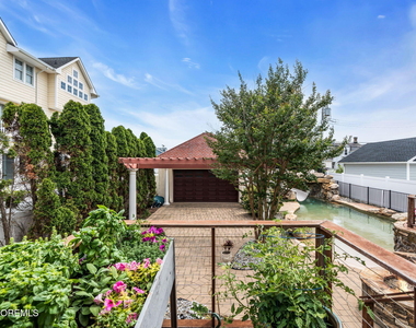 103 11th Avenue - Photo Thumbnail 56