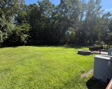 1583 Sea Island Drive - Photo Thumbnail 19