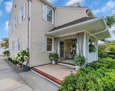 204 Monroe Avenue - Photo Thumbnail 1
