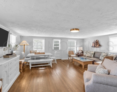 204 Monroe Avenue - Photo Thumbnail 9