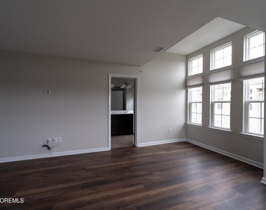 24 Kyle Drive - Photo Thumbnail 12