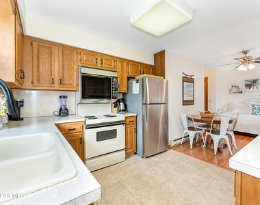 102 10th Avenue - Photo Thumbnail 8