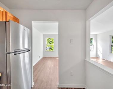15 Esplanade Way - Photo Thumbnail 17