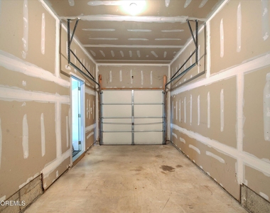 15 Esplanade Way - Photo Thumbnail 38