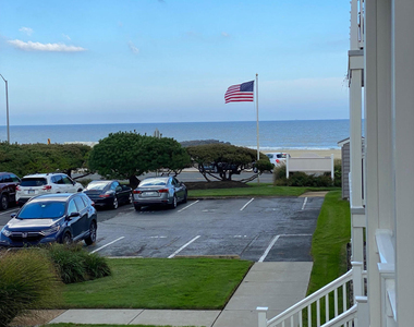 709 Ocean Avenue N - Photo Thumbnail 12