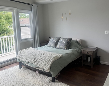 1137 Woodmere Drive - Photo Thumbnail 10