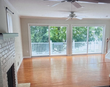 1137 Woodmere Drive - Photo Thumbnail 15