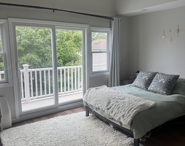 1137 Woodmere Drive - Photo Thumbnail 11