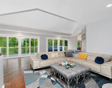 401 Overlook Drive - Photo Thumbnail 27