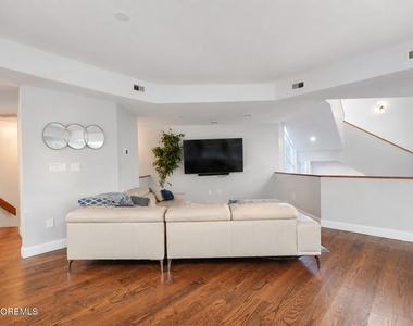 401 Overlook Drive - Photo Thumbnail 28