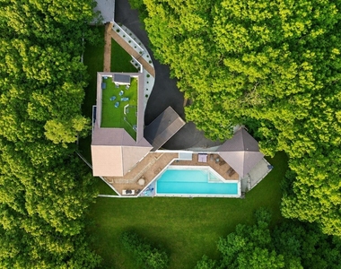 401 Overlook Drive - Photo Thumbnail 3