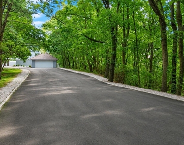 401 Overlook Drive - Photo Thumbnail 57