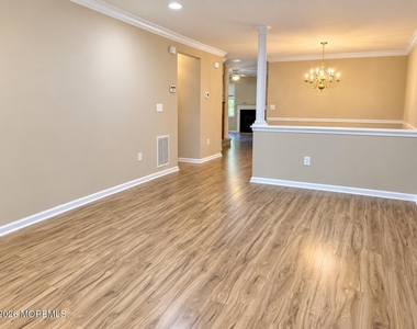 35 Ironwood Court - Photo Thumbnail 4