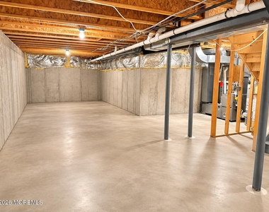 35 Ironwood Court - Photo Thumbnail 17