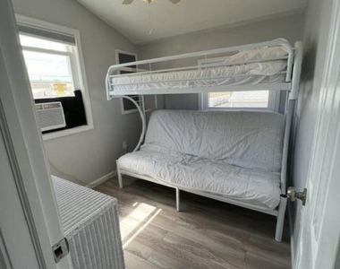 116 W Plover Way - Photo Thumbnail 12