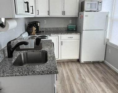 116 W Plover Way - Photo Thumbnail 4