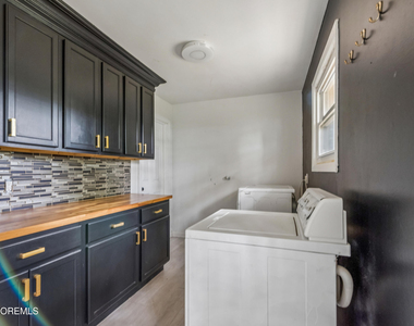 297 Cambourne Drive - Photo Thumbnail 6