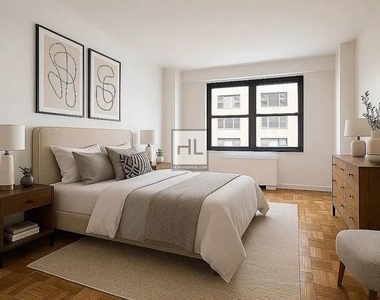 East 49 Street - Photo Thumbnail 1