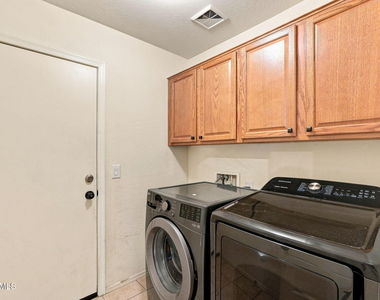 521 W Angus Road - Photo Thumbnail 35