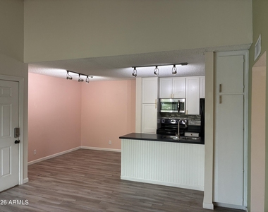 8055 E Thomas Road - Photo Thumbnail 4