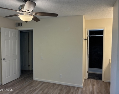 8055 E Thomas Road - Photo Thumbnail 15