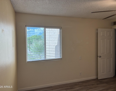 8055 E Thomas Road - Photo Thumbnail 14