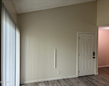 8055 E Thomas Road - Photo Thumbnail 3