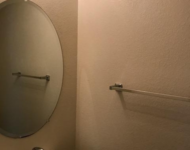 42207 W Chambers Drive - Photo Thumbnail 6