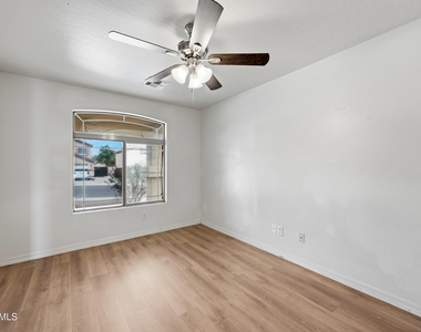 12345 W Heatherbrae Drive - Photo Thumbnail 15